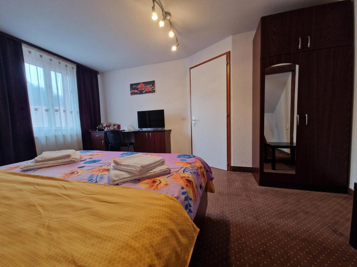 Casa Steluta Aparthotel ซิวิโชอารา ภายนอก รูปภาพ